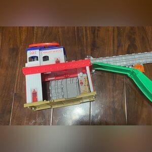 Fisher-Price Thomas & Friends Take-n-Play Sodor Search & Rescue Center Playset*